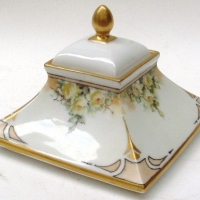 c1911Art Nouveau hand painted Noritake porcelain square shaped ink well - decorated with yellow roses, gilding etc blue mark to base - Noritake Nippon - Sold for $61 - 2012