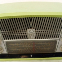 ASTOR APPLE GREEN Bakelite RADIO with swan logo to front panel, model no 405 - Sold for $146 - 2013