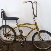 Boy's ROADSTAR DRAGSTER BIKE with yellow frame - Sold for $146 - 2013