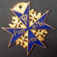 Replica German Pour le Me rite medal (The blue max) - Sold for $73 - 2013
