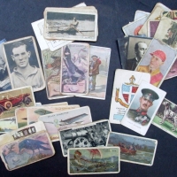 1920's Aussie rules football Cigarette cards Magpie Cigarettes and BDV and Huttons - Sold for $134 - 2013