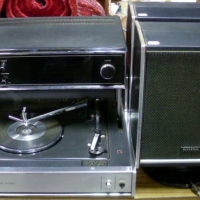 c1970's NATIONAL MULTIPLEX RECORD PLAYER & Radio - Original Pedestal Speakers, great cond - Sold for $146 - 2013