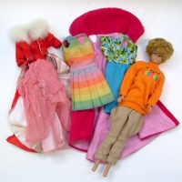 Grp lot of vintage BARBIE items inc 1970s Barbie doll and clothing - Sold for $61 - 2013