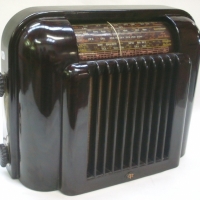 Brown Bakelite STC  valve  Radio - Sold for $110 - 2013