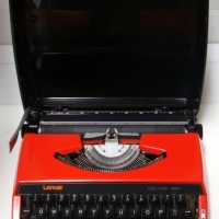 Red retro portable typewriter - Lemair Delux 220 - Sold for $61 - 2014