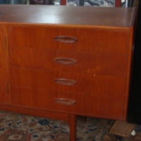 Fler 64  teak veneer sideboard designed by Ernest Roddick and Fred Lowen circa mid 1960s with cupboards and 4 drawers - Sold for $439