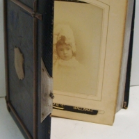 Leather bound PHOTOGRAPH ALBUM with lots of 1880s portraits - Sold for $55 2014