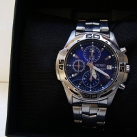 Boxed near new Gents SEIKO Chronograph - Stailness steel, Batt Op, working w Instructions, original box, etc - Sold for $61 - 2014