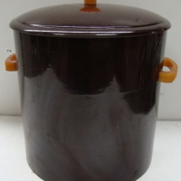 Haxby ware Bakelite bread  bin with two butterscotch Bakelite handles and knob circa 1930 - Sold for $122 - 2014