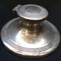 Sterling silver Inkwell with flip to lid  - marked Birmingham 1923 - Sold for $61 - 2014