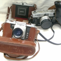 3 x vintage cameras in original carry cases, mainly German, inc - Nettar, plus Praktica - Sold for $30 - 2015