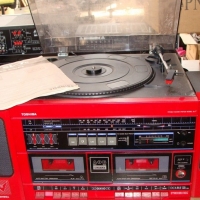 Vintage Toshiba SL-7 Stereo sound system with turntable in red plastic - Sold for $43 - 2015