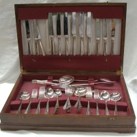Wooden canteen of splated Stanley Rogers cutlery - setting for six with extras - gc - Sold for $37 - 2015