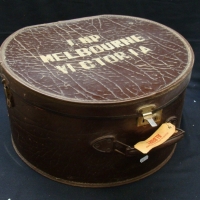 Vintage brown leather HATBOX - painted LNP Melbourne Victoria to top - Sold for $43 - 2015