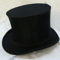 Vintage silk covered gentlemans collapsable  top hat - Sold for $55 - 2015