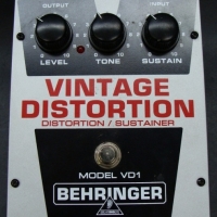 BEHRINGER Guitar Vintage Distortion Sustainer pedal - model VD1 - Sold for $30 - 2015