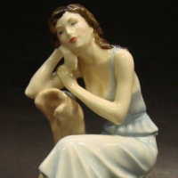 Royal Doulton Figurine - Impressions Sunset - HN 4198, 19cms - Sold for $67 - 2015