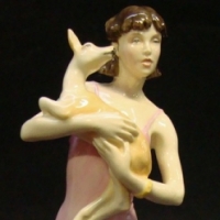 Royal Doulton Figurine - In Loving Arms, HN 4262, 30cms - Sold for $79 - 2015