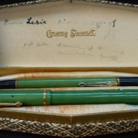 Boxed CONWAY Stewart pen set - green & gilt fountain pen & mechanical pencil - Sold for $98 - 2015