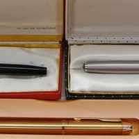 3 x boxed pens inc - Parker fountain pen, Sheaffer fountain pen, etc - Sold for $98 - 2015