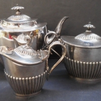 Circa 1910 WALKER & HALL silver plate 3 pce tea service incl, tea-pot, creamer & sugar bowl - Sold for $55 - 2015