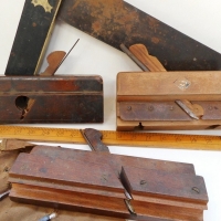 Group lot vintage tools inc - brass inlaid carpenters square, Emily McPherson College dress makers square, moulding planes, etc - Sold for $37 - 2015