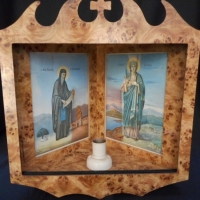 Vintage kitsch light up religious shadow box wall hanging with image within and 2 x panes glass - Sold for $24 - 2015