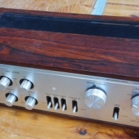 Vintage Luxman l-31 amplifier in rosewood case - Sold for $92 - 2015