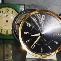 Group of vintage alarm clocks incl Big Ben, Westclox etc - Sold for $43 - 2015