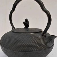Vintage style Japanese cast iron teapot with pine cone finial - Sold for $37 - 2019